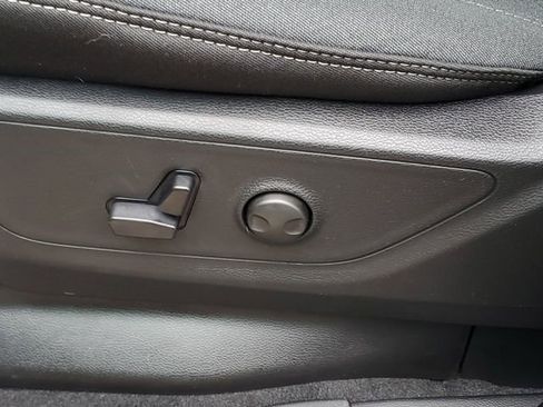 New 2026 RAM 1500 4x4 Crew Cab image 12