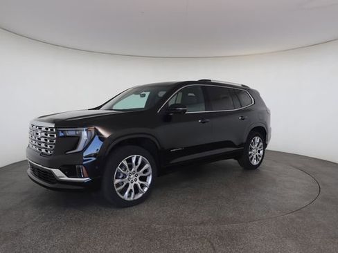 Used 2025 GMC Acadia Denali w/ Super Cruise Package FWD image 3