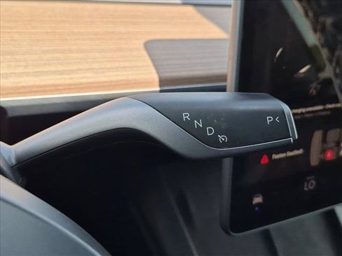 Used 2023 Tesla Model Y Long Range AWD/4WD image 11