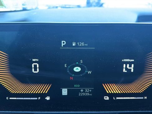 Used 2026 Kia Carnival LXS image 10