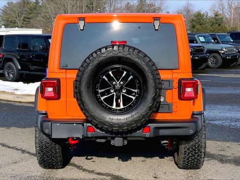 Certified 2025 Jeep Wrangler Unlimited Rubicon image 4