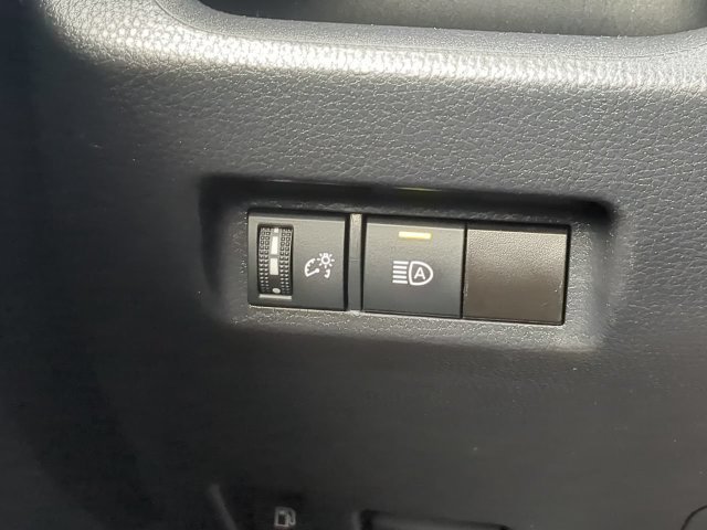 Certified 2024 Toyota RAV4 LE AWD/4WD image 25