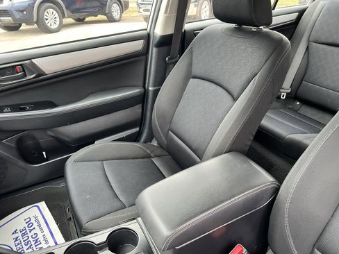 Used 2019 Subaru Legacy 2.5i image 5