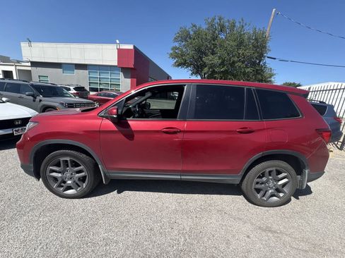 Used 2023 Honda Passport EX-L image 3