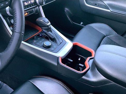 Used 2024 Toyota RAV4 Adventure image 15