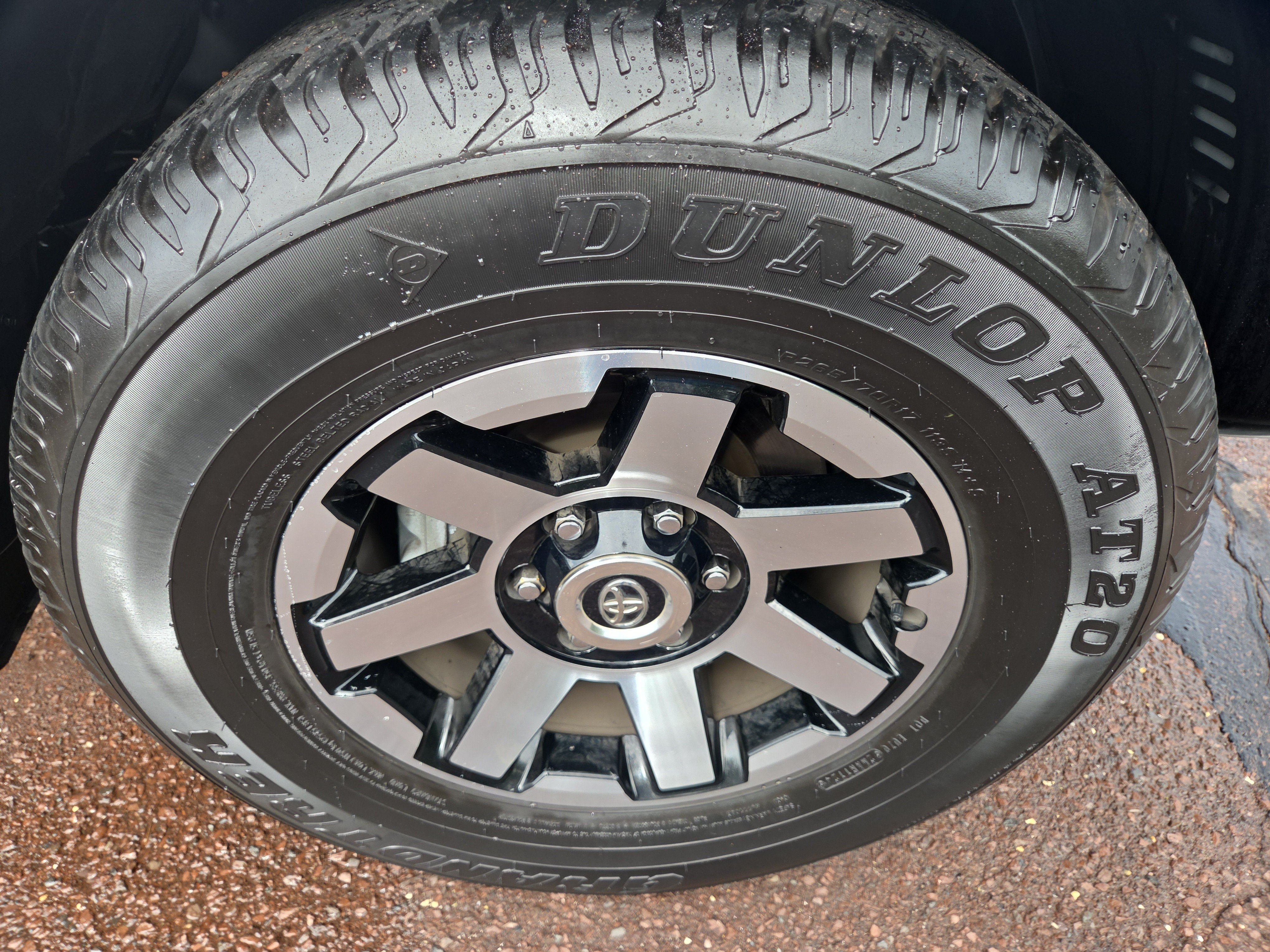 Certified 2024 Toyota 4Runner TRD Off-Road Premium AWD/4WD image 9