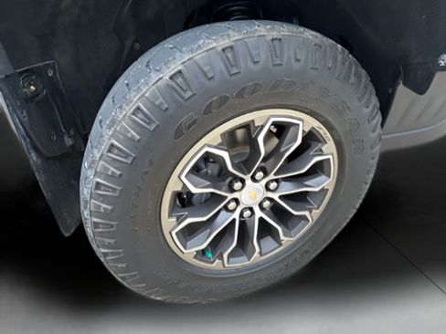 Used 2018 Chevrolet Colorado ZR2 AWD/4WD image 29