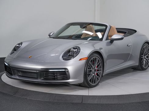 Used 2023 Porsche 911 Carrera 4S AWD/4WD image 5