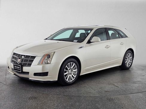 Used 2010 Cadillac CTS Luxury RWD image 7