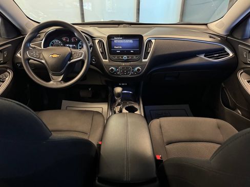 Used 2024 Chevrolet Malibu LT FWD image 9