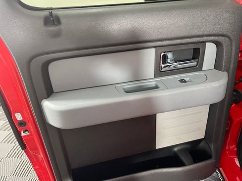 Used 2013 Ford F150 XLT w/ Luxury Equipment Group image 12