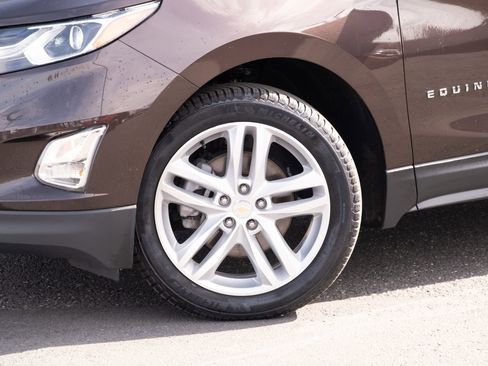 Used 2020 Chevrolet Equinox Premier AWD/4WD image 21