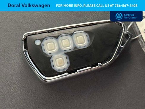 Used 2023 Volkswagen ID.4 Pro image 28