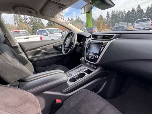 Used 2021 Nissan Murano S image 8