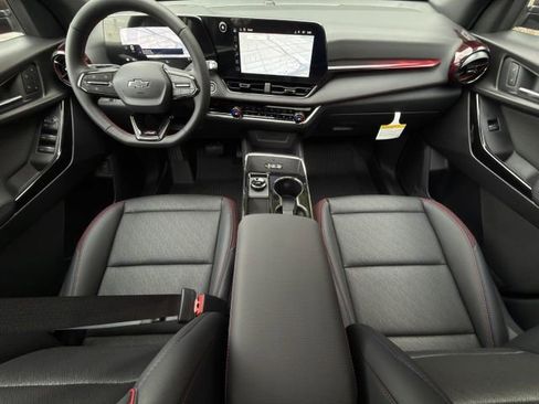 New 2026 Chevrolet Equinox RS w/ Convenience Package III FWD image 10