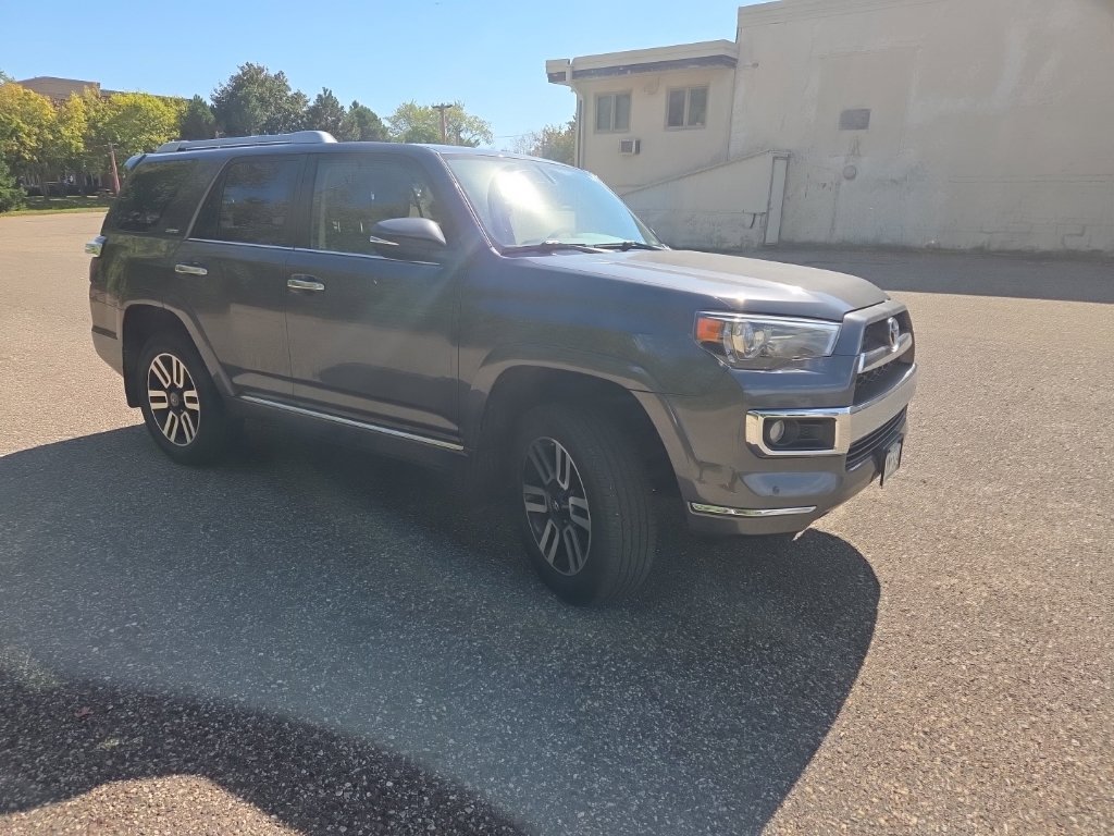 Used 2018 Toyota 4Runner Limited AWD/4WD image 20