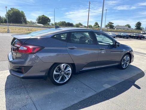 Used 2020 Honda Clarity Touring image 5