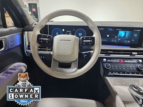 Used 2024 Hyundai Santa Fe Limited image 17