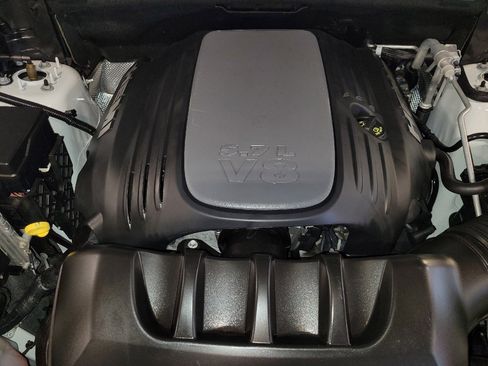 Used 2019 Jeep Grand Cherokee Overland image 30