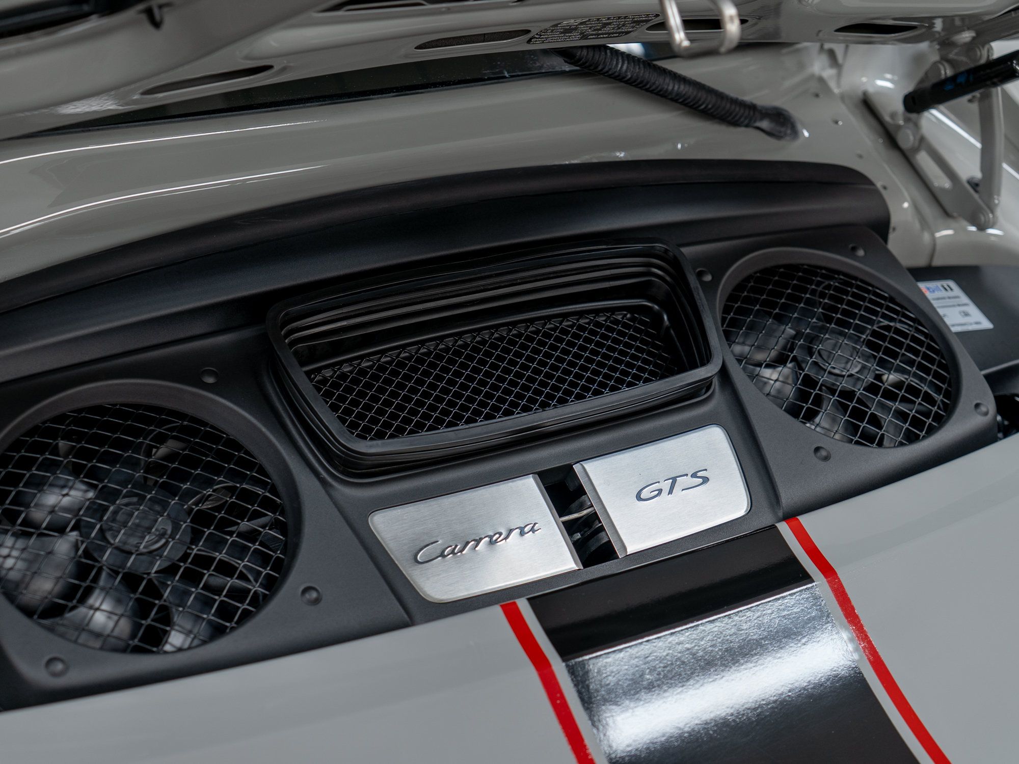 Certified 2016 Porsche 911 Carrera GTS RWD image 15