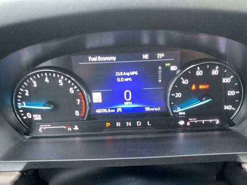 Used 2023 Ford Explorer Limited w/ Limited Technology Package AWD/4WD image 17