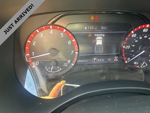 Used 2023 Nissan Frontier PRO-4X w/ Tow Package AWD/4WD image 9