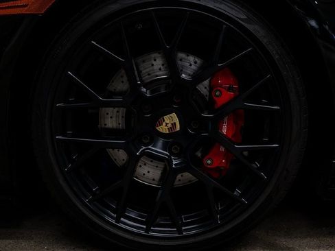Used 2024 Porsche 911 Carrera 4S image 19