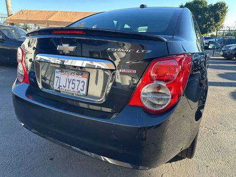 Used 2015 Chevrolet Sonic LTZ image 17