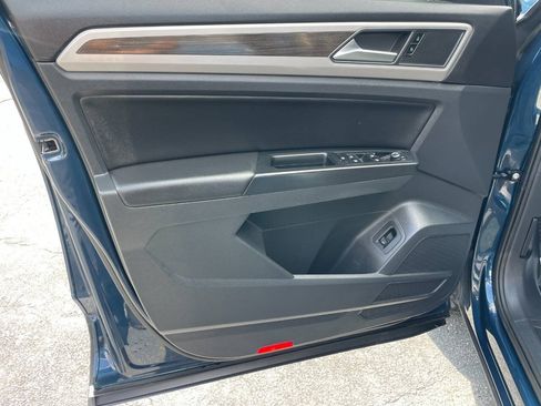 Used 2019 Volkswagen Atlas SE w/ Towing Package FWD image 23
