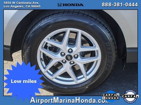 Used 2023 Ford Edge SEL image 12