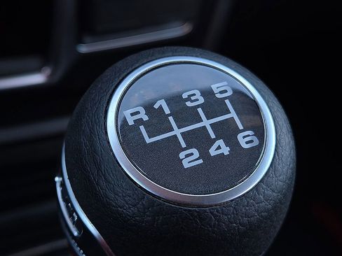 Used 2023 Jeep Wrangler Sport image 14