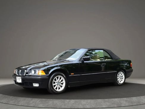 Used 1999 BMW 328i Convertible image 1