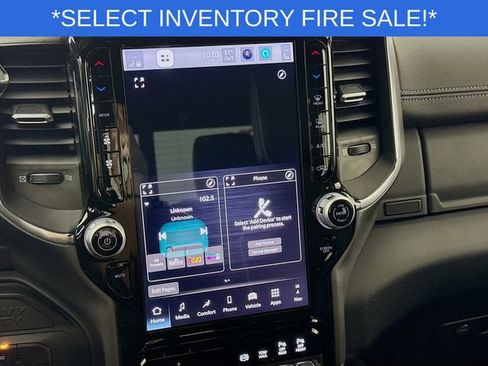 New 2025 RAM 2500 Laramie w/ Towing Technology Group AWD/4WD image 15