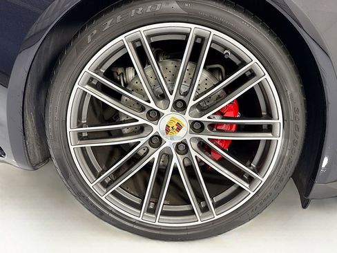 Used 2017 Porsche 911 Carrera 4S image 31