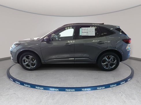 Certified 2024 Ford Escape ST-Line AWD/4WD image 8