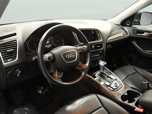 Used 2017 Audi Q5 2.0T Premium Plus w/ Technology Package AWD/4WD image 10