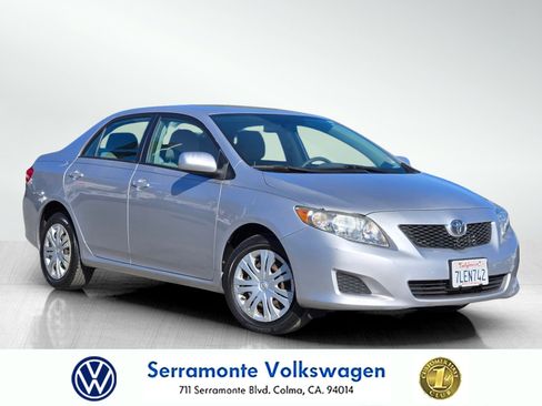 Used 2009 Toyota Corolla XLE image 1