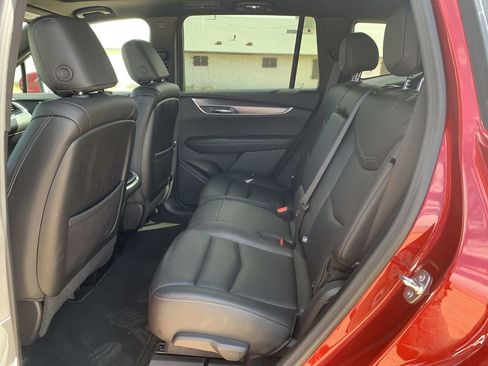 Certified 2024 Cadillac XT6 Luxury w/ LPO, Floor Liner Package image 23