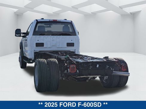 New 2025 Ford F600 4x4 Regular Cab Super Duty w/ XL Chrome Package image 7