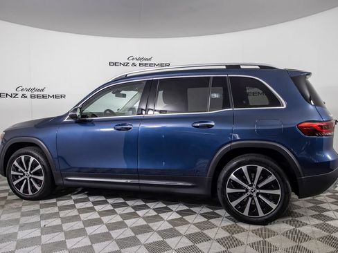 Used 2022 Mercedes-Benz GLB 250 w/ Premium Package Lite image 10
