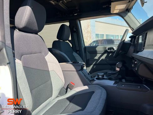 New 2025 Ford Bronco Big Bend AWD/4WD image 13
