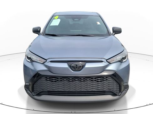 Used 2024 Toyota Corolla Cross AWD Hybrid image 2