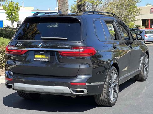 Used 2022 BMW X7 xDrive40i w/ Premium Package image 76