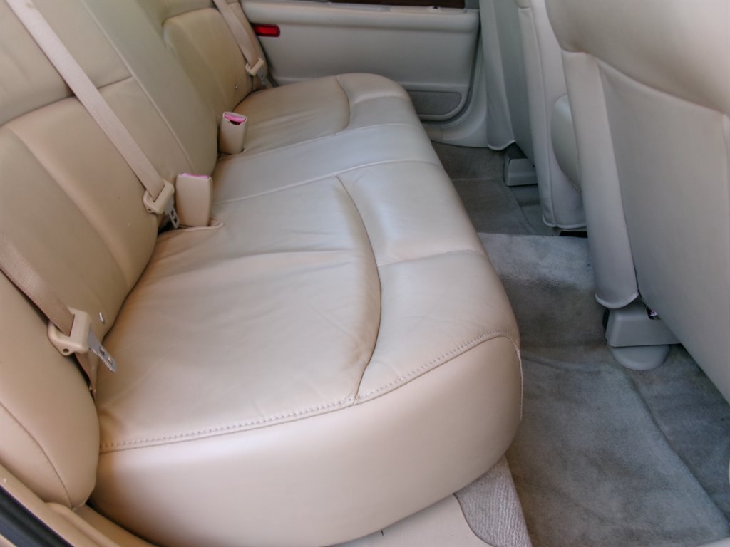 Used 2005 Buick Le Sabre Custom w/ Leather and Comfort Group FWD image 26