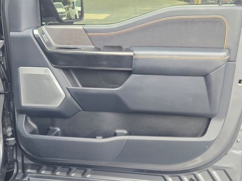 Certified 2022 Ford F150 Platinum w/ Equipment Group 701A High image 4