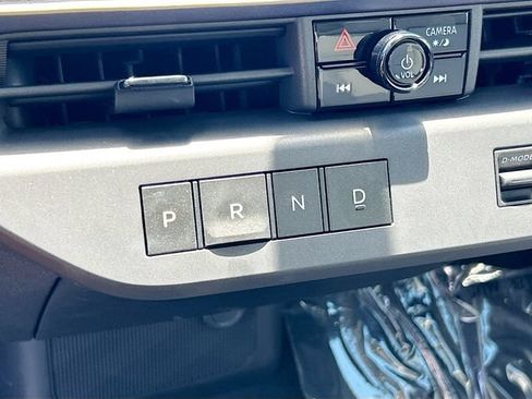 New 2026 Nissan Leaf Platinum+ FWD image 13