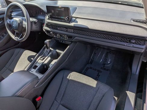 Used 2025 Honda Accord LX image 30