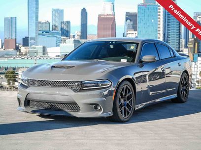 Used 2017 Dodge Charger R/T Scat Pack w/ Beats Audio Group