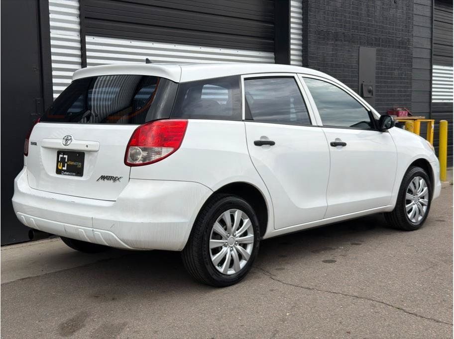 Used 2004 Toyota Matrix w/ PWR Pkg FWD image 10