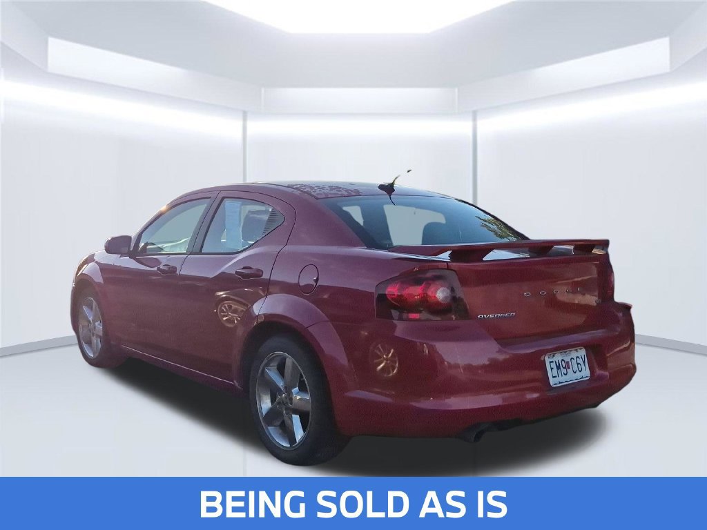 Used 2012 Dodge Avenger SXT Plus FWD image 2